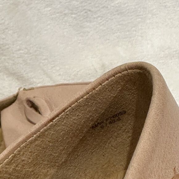 Born Women's Size 9 Flat Loafer Slip on Mahwah Pink Beige Bow Detail Soft Comfy - Picture 8 of 10
